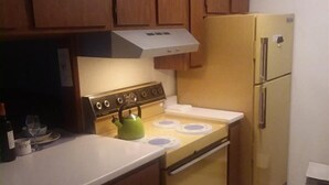 Condo (Windsor Hill C20, Waterville Valley) | Private kitchen - Affordable Condo in Waterville Valley Family Friendly Resort - Whc20v (Waterville Valley)