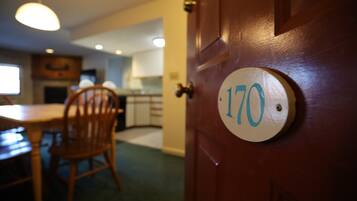 Condo (Deer Park 170A, North Woodstock) | Exterior