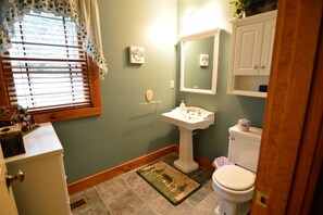 House (Welch View 68, Thornton) | Bathroom