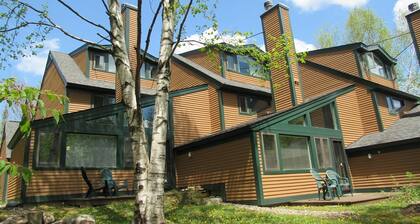 Spacious Waterville Valley Condo Close to Town Square! - Ms13av