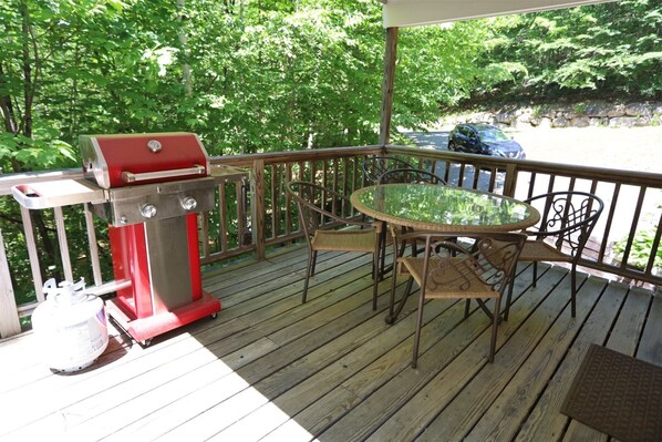 House (Forest Ridge 8C, Lincoln) | Balcony - Pet Friendly Private Home, Located in Forest Ridge, Lincoln, NH - Fr8cl (Lincoln)