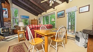 Unclassified image, 3 of 13, button - Private 3 Bedroom Mountain Getaway in Waterville Estates - Dc1e (Campton)