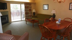 House (PB Dec 20th-27th, 2Shw, Lincoln) | Living room | TV - Spend Your Holidays at This 2 Bedroom Pollard Brook Resort Condo in the White Mountains of New Hampshire! - PB Dec 20th-27th, 2shw (Lincoln)
