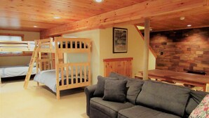 Hus (Snowood 196, Waterville Estates) | 3 sovrum, skrivbord och gratis wi-fi