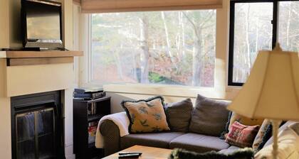 Walk to the Town Square at This Waterville Valley Vacation Condo! Sb13v