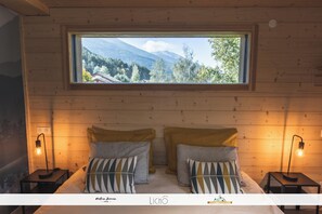 3 bedrooms, travel crib, free WiFi, bed sheets - Veliski-Lodge, a chalet for rent in Haute-Maurienne (Modane)