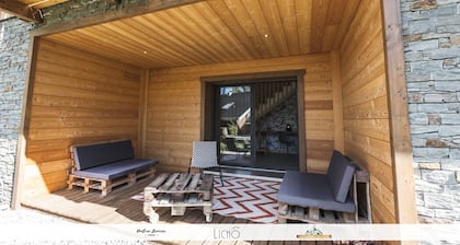 Veliski-Lodge, a chalet for rent in Haute-Maurienne