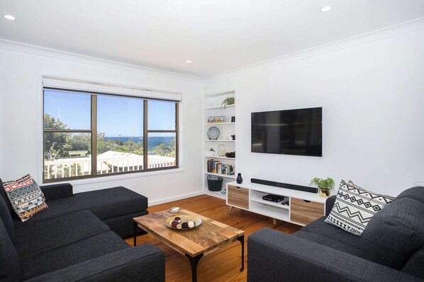 Téléviseur, livres