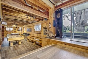 Spielezimmer