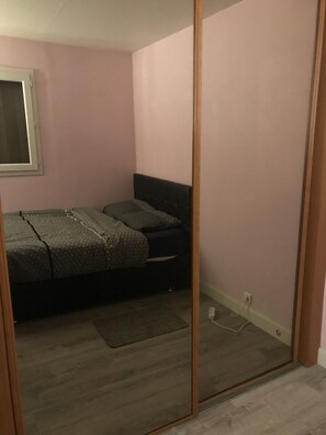 1 habitación, wifi y ropa de cama 