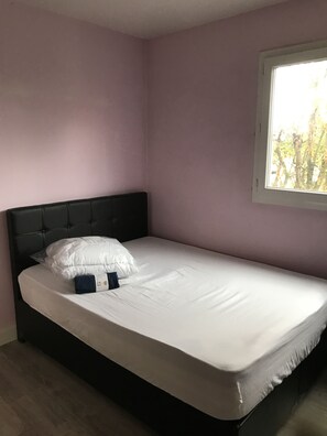 1 dormitorio, wifi, ropa de cama