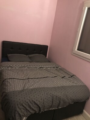 1 dormitorio, wifi, ropa de cama