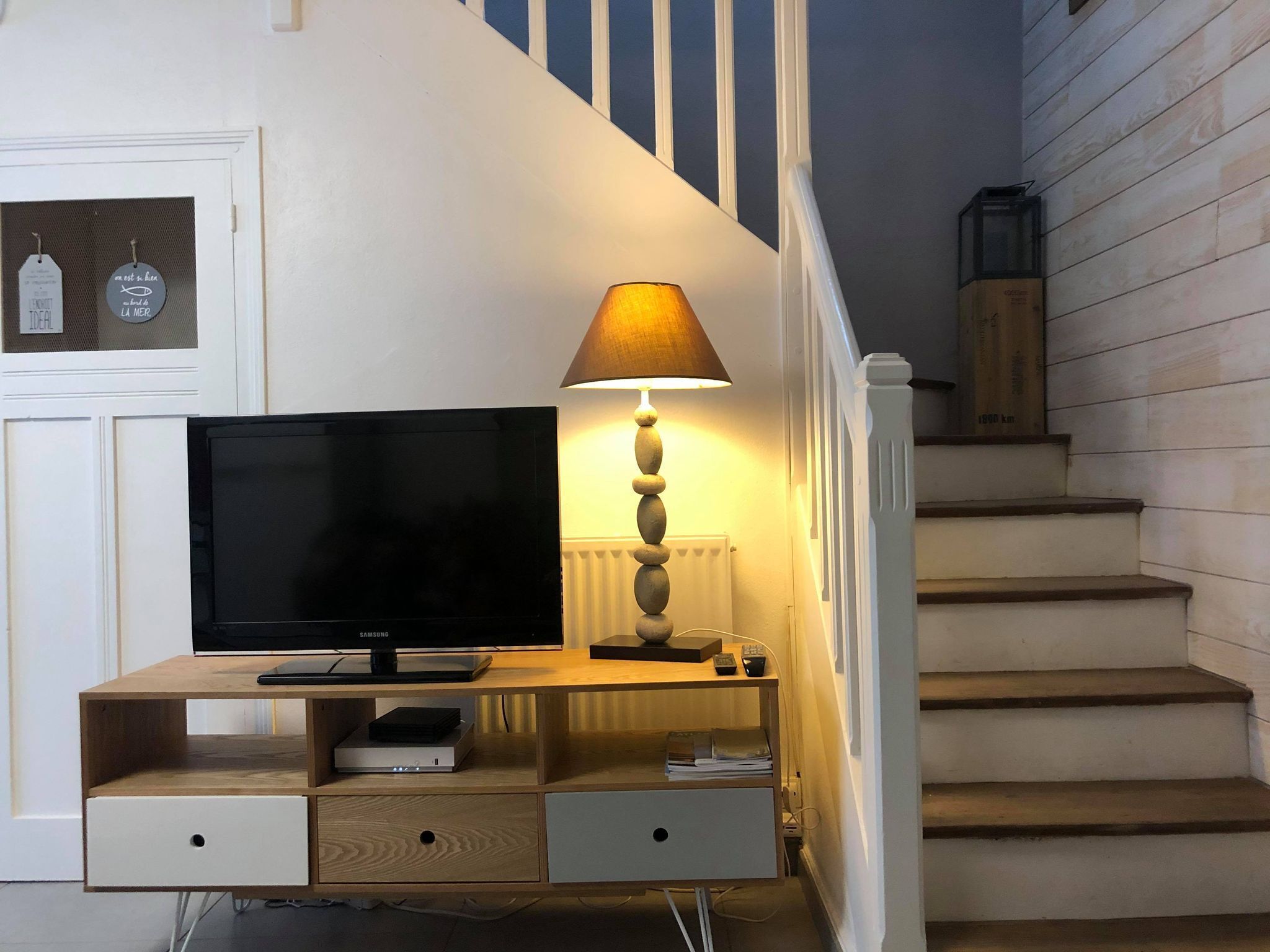 Renovated fisherman's house with terrace 6 minutes walk from the main beach