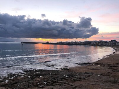 Charming fisherman's cottage with terrace 6 minutes walk from the beach