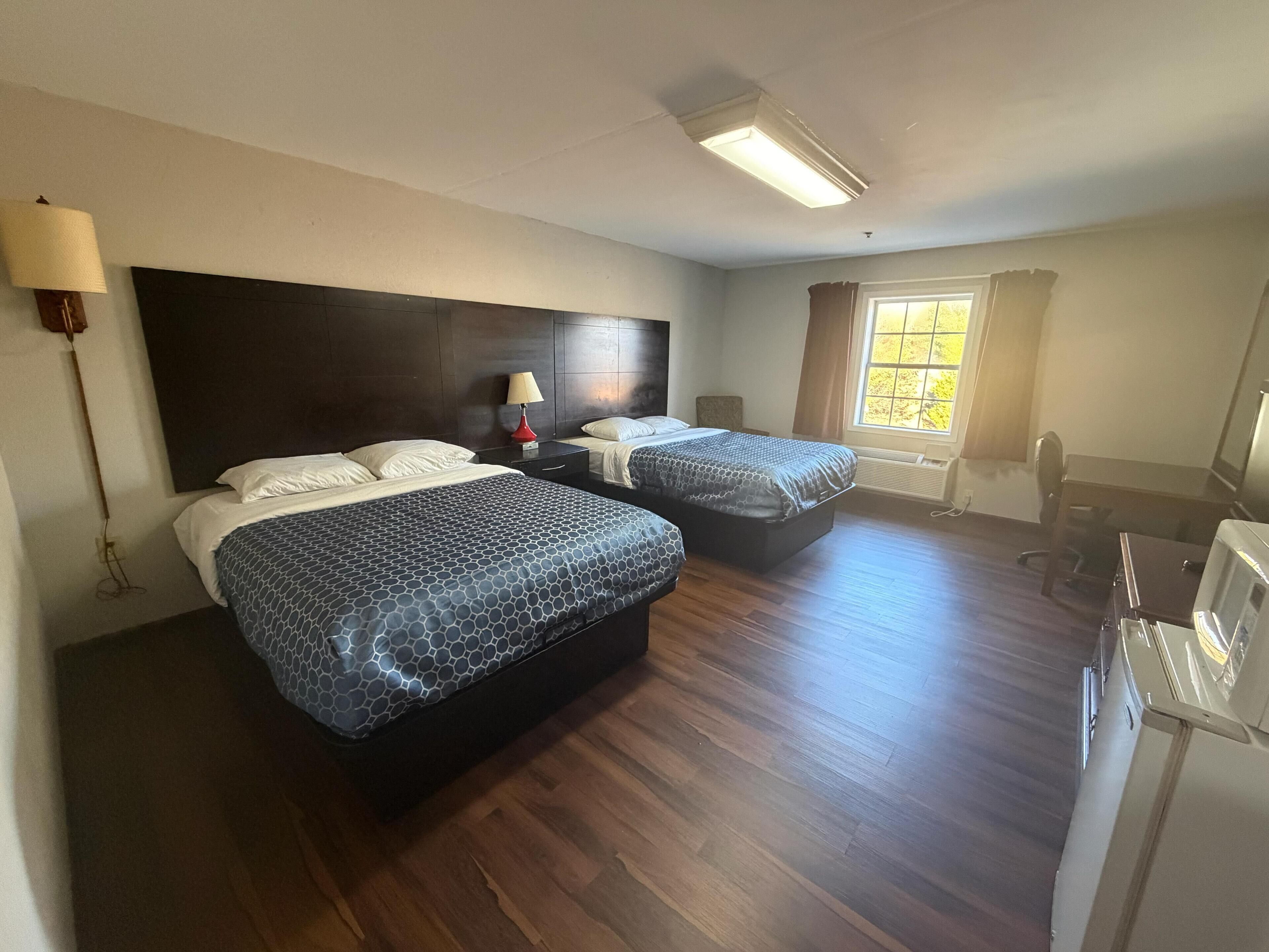 Free WiFi, bed sheets