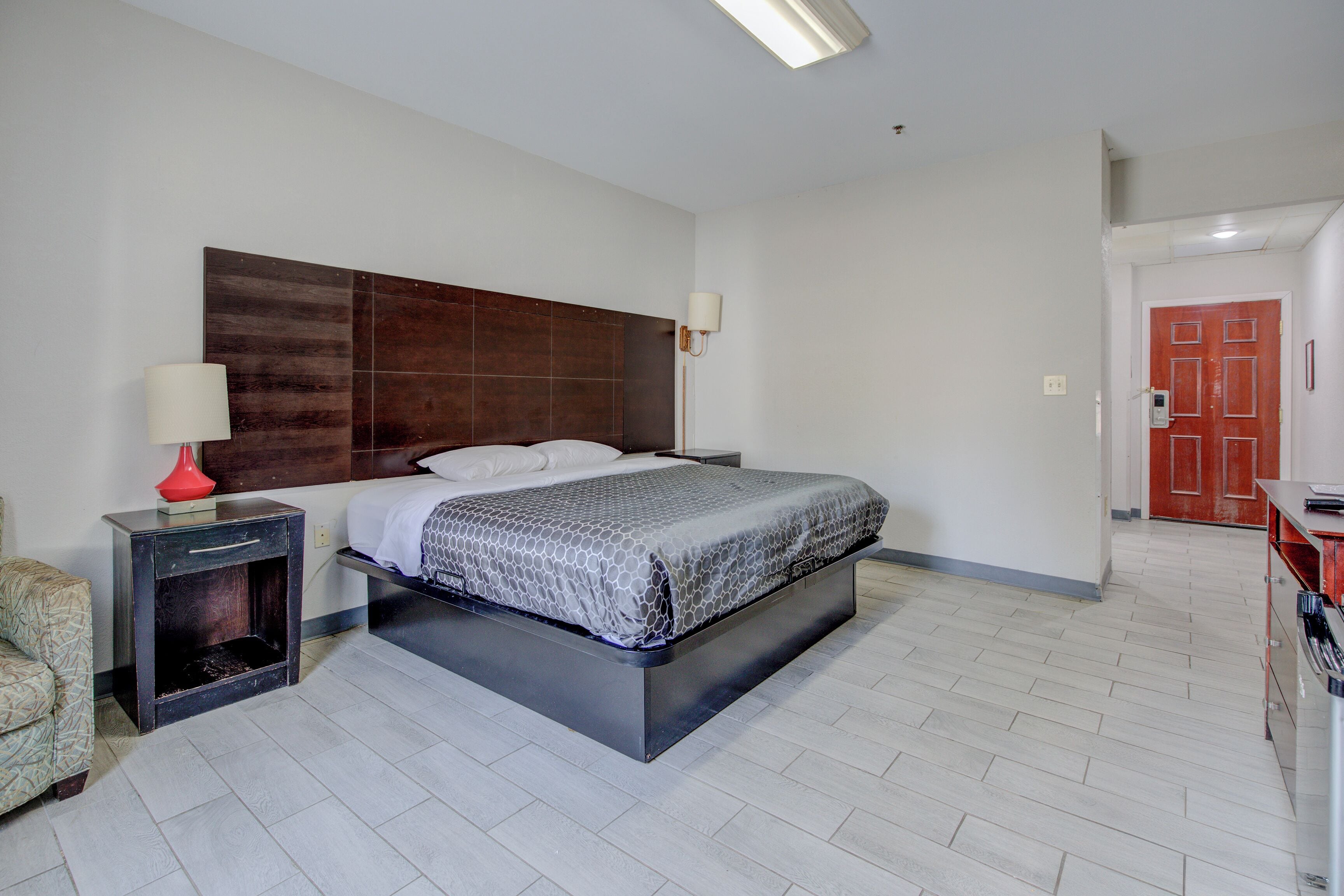 Habitación, 1 cama de matrimonio grande, accesible para personas con discapacidad, no fumadores | Wifi gratis y ropa de cama