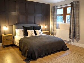 3 habitaciones, wifi gratis y ropa de cama 