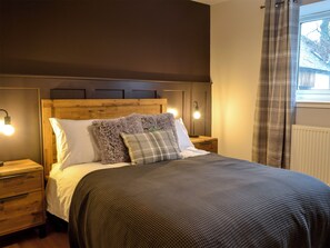 3 soverom, wi-fi (inkludert) og sengetøy