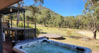 Perfect retreat for friends and family surrounded by mountains and meadows