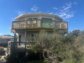 Exterior - Oceanfront All A Round Views - Pet Friendly! (Avon)
