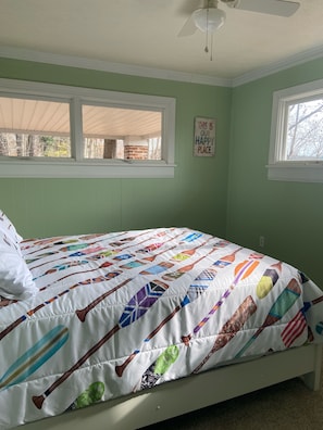 2 chambres, fer et planche à repasser, lit parapluie, Wi-Fi gratuit