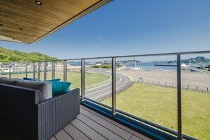 Suite, no fumadors, vistes a l'oceà (Corner, w/ balcony) | Vista de la platja o del mar