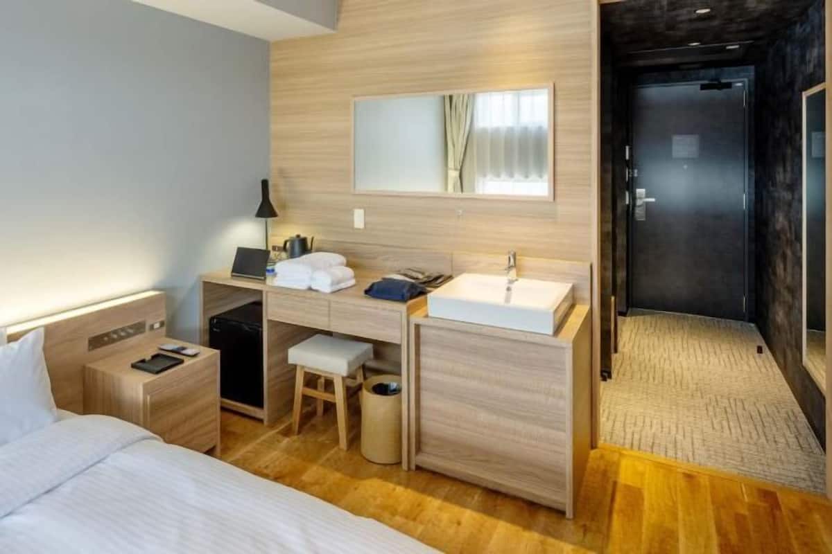 In-room safe, blackout drapes, iron/ironing board, free WiFi