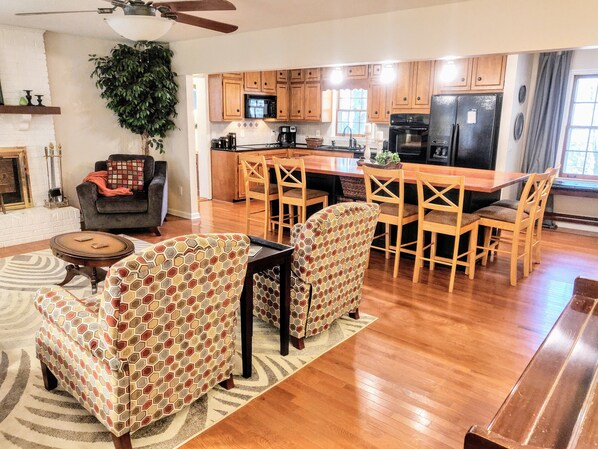 Interior - Peaceful, Luxurious Apartment in Wooded Milton Home (Alpharetta)