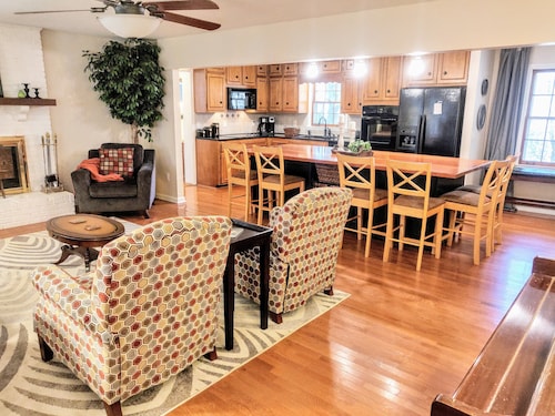 Peaceful, Luxurious Apartment in Wooded Milton Home