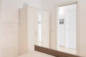 1 soverom, strykejern/-brett, wi-fi og sengetøy