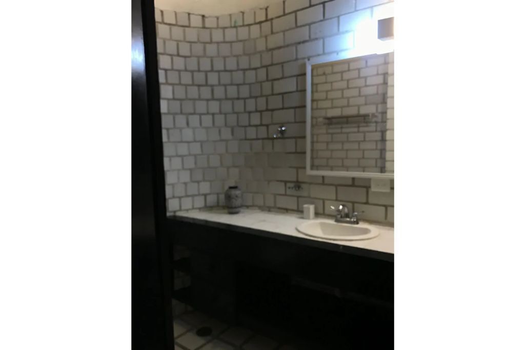 One-story house surrounded