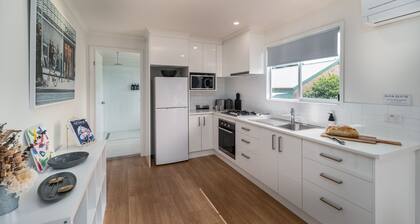 Boutique Accommodation for Couples -
Two couples. Two levels. One escape!