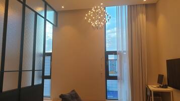 Presidential Studio Suite | Premium bedding, down comforters, pillowtop beds, desk