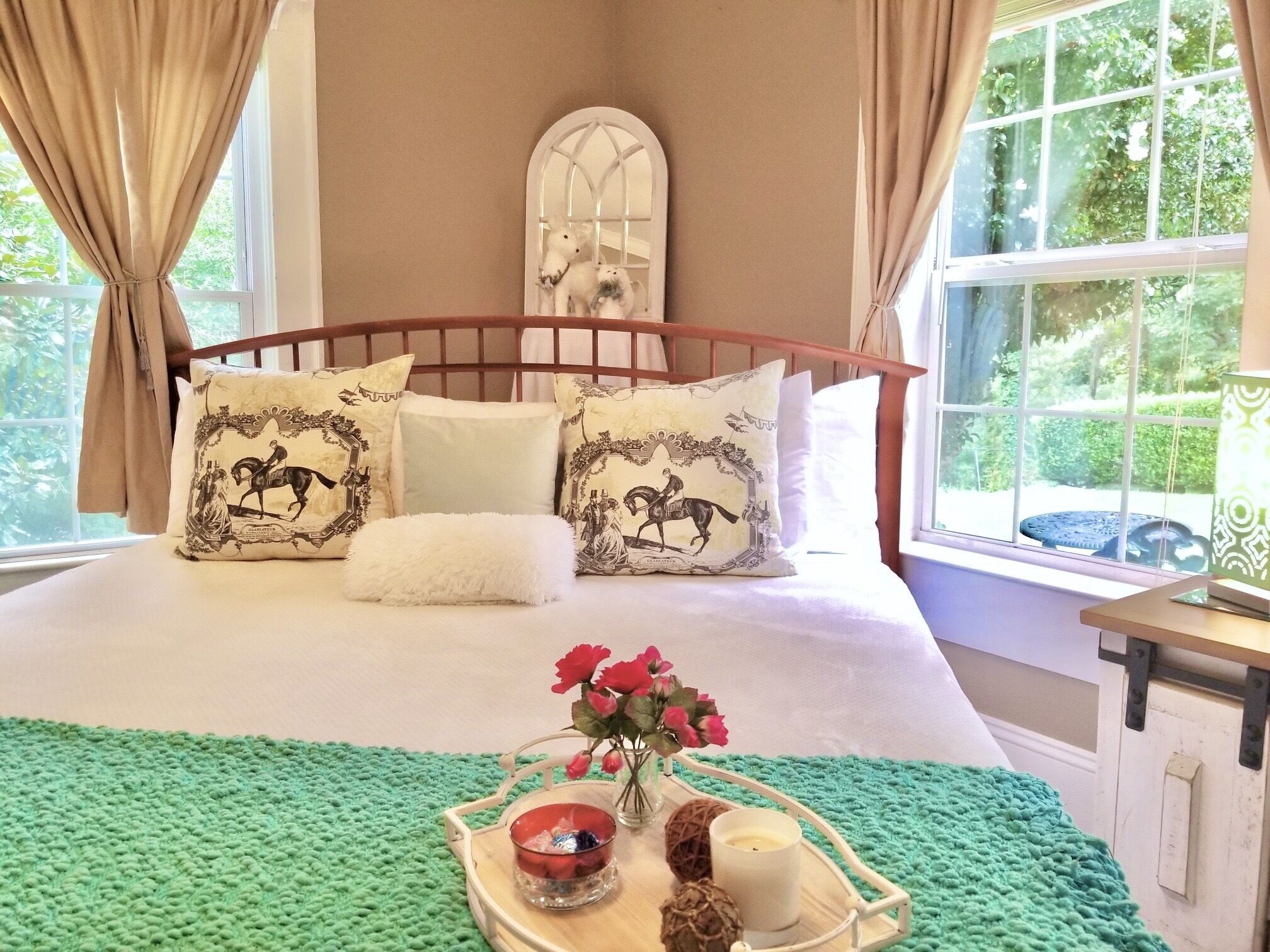 Goldie Locks Approved ~ Walking Distance to Downtown Fort Payne AL.