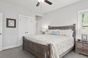 5 soverom, strykejern/-brett, wi-fi og sengetøy