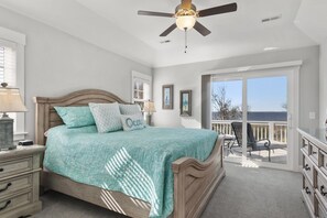 5 bedrooms, iron/ironing board, WiFi, bed sheets