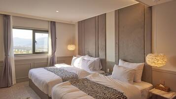 Family Twin Room | 1 bedroom, premium bedding, individually decorated