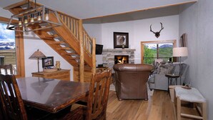 Unclassified image, 4 of 26, button - Sagebrush, Ski in/out, hot tub, dog friendly (Gunnison)