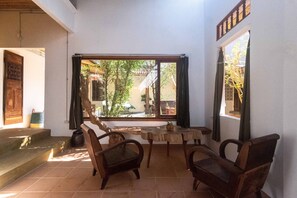 Siddeområde i lobbyen