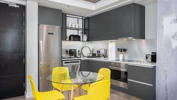 Comfort Apartment | In-room dining
