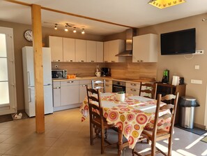 Fridge, microwave, dishwasher