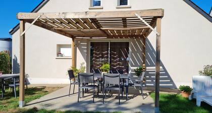 GĂźte 5 pers au calme avec grande terrasse, prĂšs de Meung-sur-Loire et circuit des ChĂąteaux de la Loire