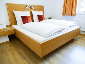 3 Schlafzimmer, Zimmersafe, WLAN, Bettwäsche