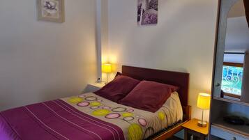 2 chambres, accès au Wi-Fi (inclus), literie fournie