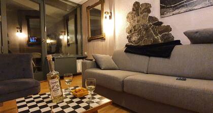 Charmant 2 piĂšces ski au pied avec balcon et garage Ă La Clusaz, proche des pistes et du ski-bus