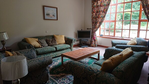 House | Living room