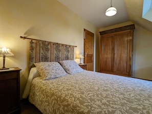 2 chambres, accès au Wi-Fi (inclus), literie fournie