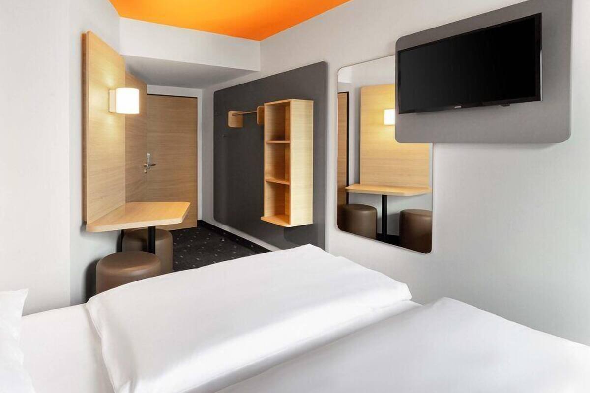 Double Room | Soundproofing, WiFi (free), bed sheets