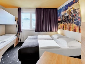 Family Room - B&B Hotel Frankfurt City-Ost (Frankfurt)
