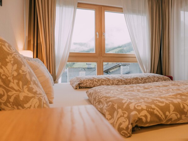 Apartment, 2 Bedrooms, Smoking, Balcony | 3 bedrooms, iron/ironing board - 1: Three-room Apartment With Panoramic View (Badia)